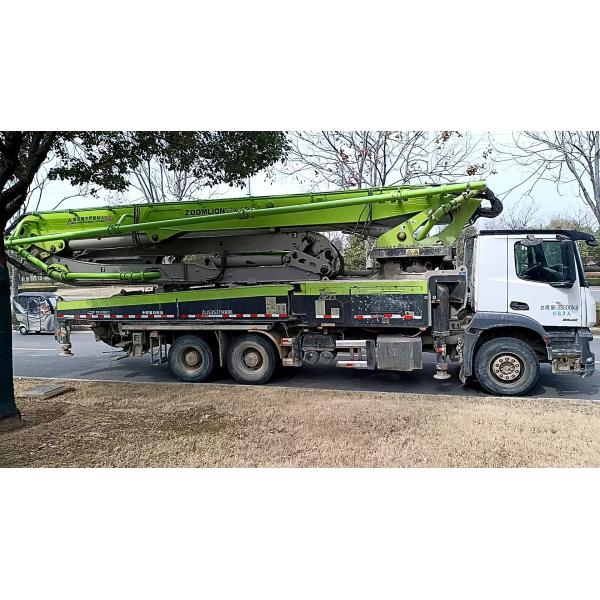 Zoomlion 52m Truck Mounted Concrete Pump ZLJ5353THBBE 52X-6RZ Pump Truck with Top Chassis