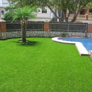 China Factory Artificial Grass 20-50mm Home Garden Landscaping Artificial Grass