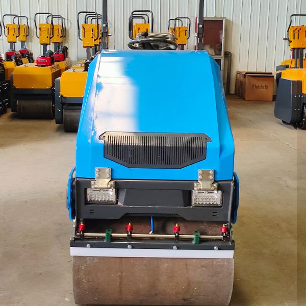 2ton Double Drum Roller Mini Road Roller Compactor Seated Vibratory Roller with