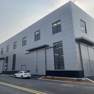 Q235B Q355B Steel Frame Warehouse With Insulated Roof And Wall Panels