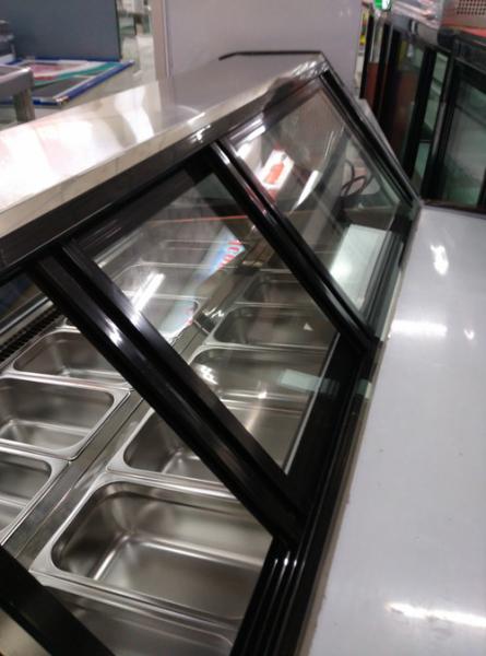 Commercial Italian Ice Cream Display Freezer With Customized Pans OEM Light