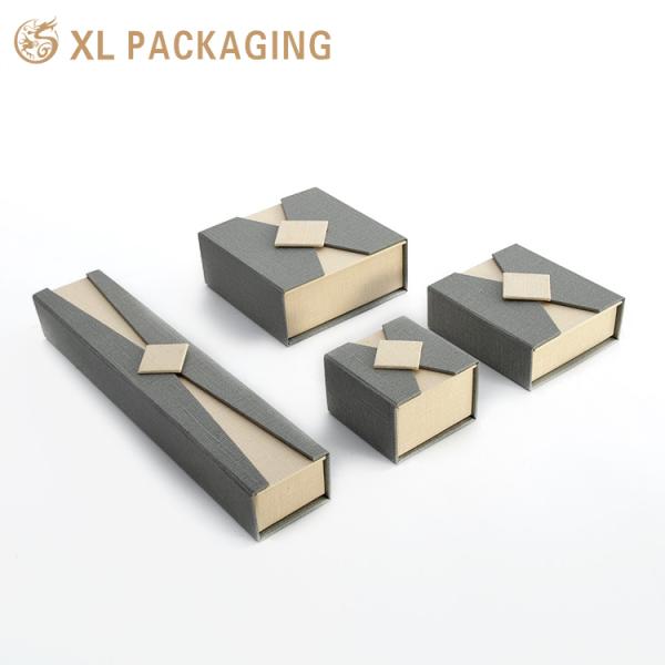 XL Packaging Manufacturer Custom Logo New Jewelry Paper Box Ring Necklace Gift Luxury Jewelry Packaging