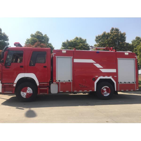 Quality Sinotruk 8000L Water Foam Fire Truck With Double Cabin Multifunctional for sale