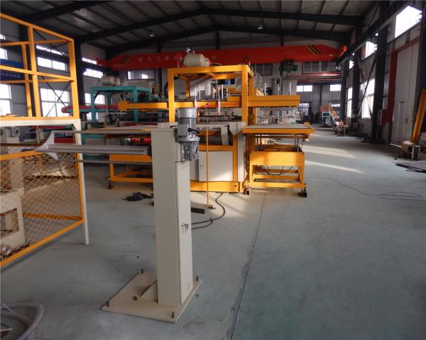 Quality Robot Arm Foam Food Container Machine Workshop Space 30*20m 200KW for sale