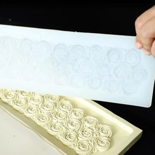 Firm 40 Shore a Platinum Cure RTV2 Silicone Rubber