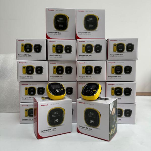 Metallurgy Hydrogen Sulfide Gas Detector Zetron Honeywell BW Solo