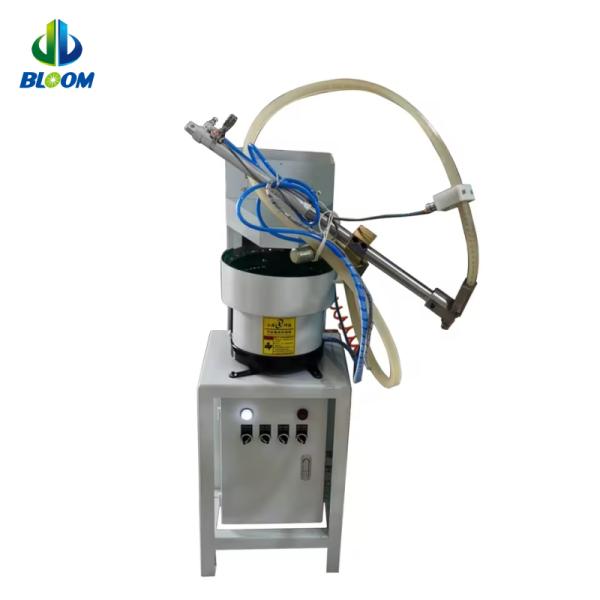 Quality Automatic Nut Feeder for Spot Welding with M5-M12 Compatibility 220V/50Hz Power and 0.5MPa Air Source for sale