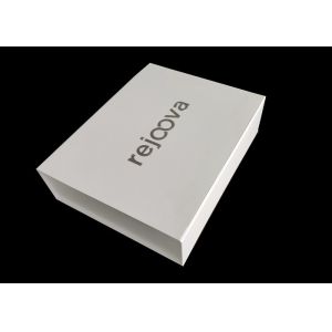 Embossed Silver Logo Cardboard Gift Boxes 30 * 25 * 8cm Spong Foam Insert
