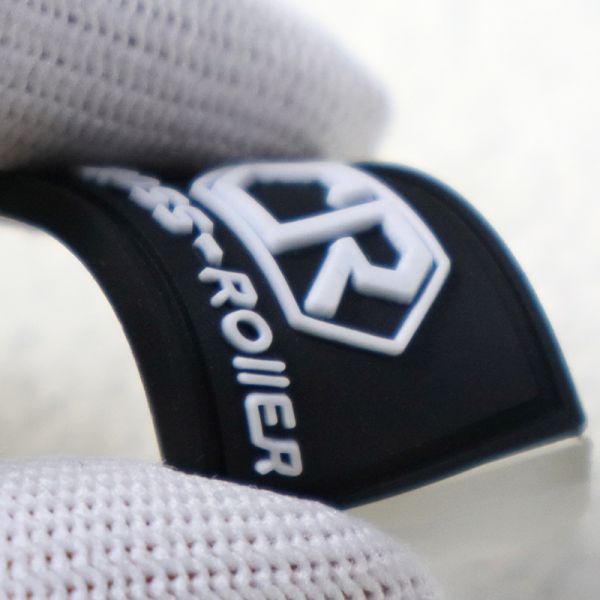 Silicone Size Label – Custom CR Logo Rubber Patch with Left/Right Marker for Sportswear & Footwear