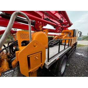 2013 Model Sany 21 Meter Vertical Reach Concrete Pump Truck with 60-90 M3/H