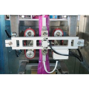 Multi-function Chips Packing Machine Weighting And Filling Packaging Machine