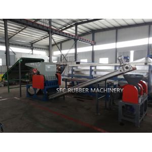 Vertical 22KW Automatic Rubber Coarse Crusher For Waste Rubber