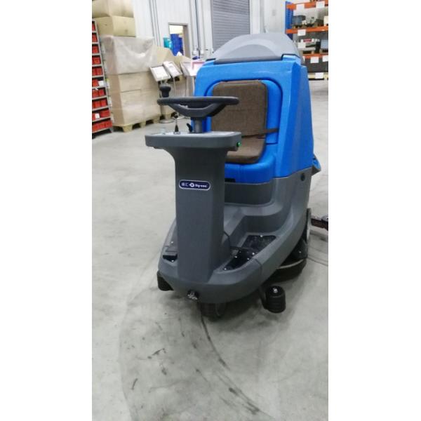High Speed Ride On Floor Scrubber Dryer With Digital Motor Rear Wheel Drive