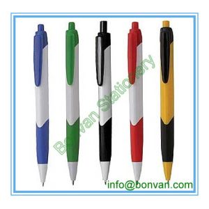 China triangular ball pen,plastic triangular pen for advertising use on sale