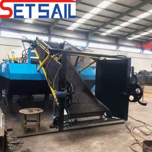 Customizable Chemical Treatment Engineers Overseas Trash Skimmer Boat for Lake