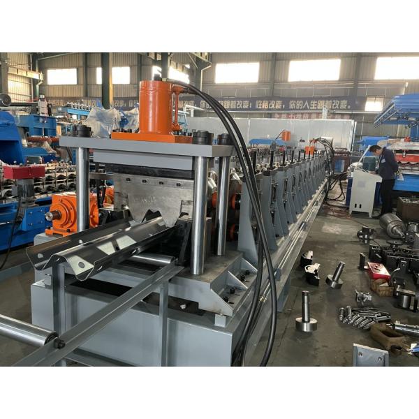 Precise Roll Forming Line Guardrail Machine For Expressway