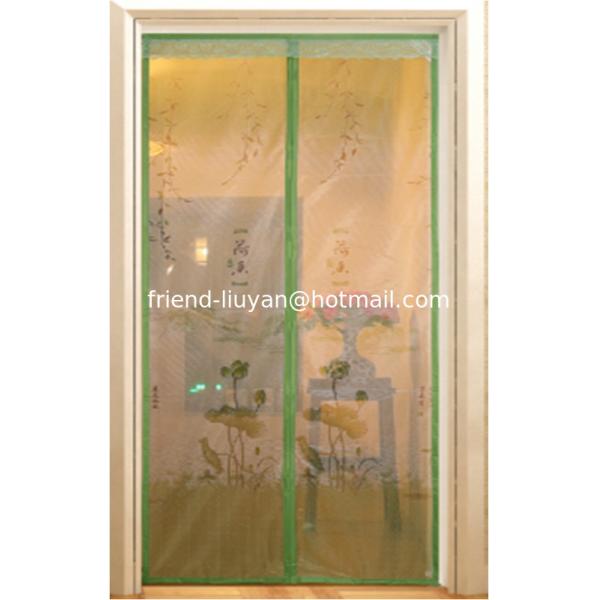 Beautiful Printed Polyester Mesh Door Curtain with Magnetic Strips for Easy Shut