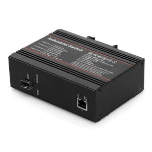 PoE Industrial Ethernet Switch 1 100M fiber port and 1 10 / 100M RJ45 port