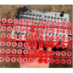 Energy Saving Injection Molding Machine For Plastic Button Making