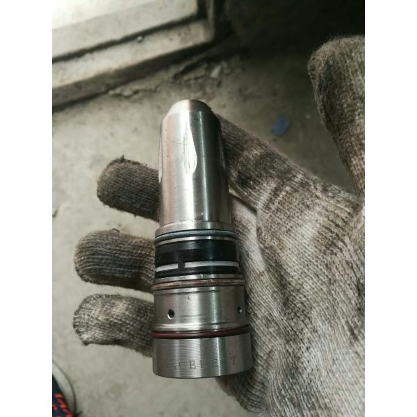 Quality cummins injector cup retainer for 4061851 injector for sale