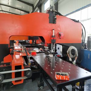 40m/Min Thick Plate Steel Cnc Turret Punch Press Machine