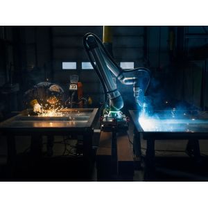 UR8 Long Arm Lightweight Cobot 6 Axis Robot Arm Pick and Place Machine Tending