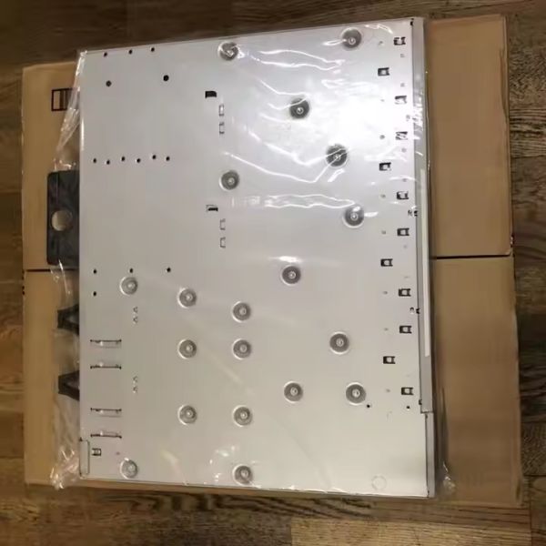 Cisco Catalyst 9200L 48-port PoE+ Network Switch with 4x10G Uplink and Stackable Enterprise Essentials