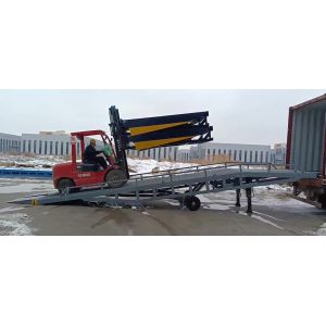 Shipping Container Heavy Duty Industrial Loading Ramps , Steel Loading Dock