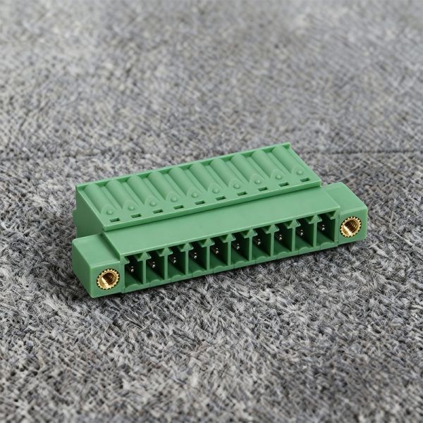 Waterproof IP68 Connector Insert Molding with Customizable Size for Precision