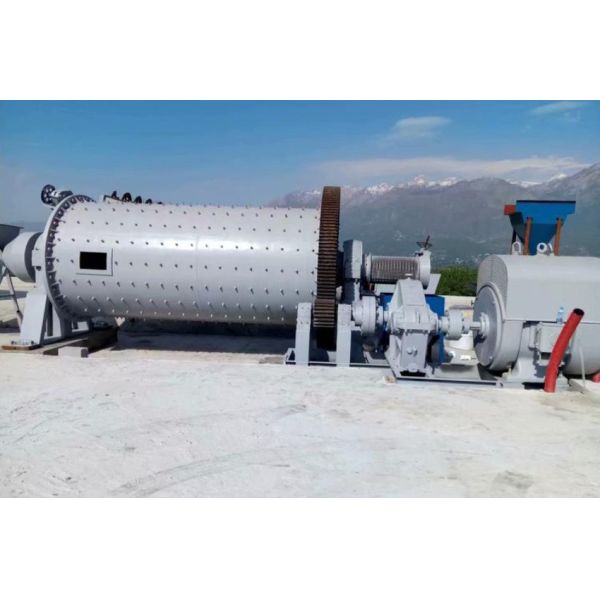 Apatite Ore Ceramic Ball Mill Machine Refractory Ball Mill Grinding