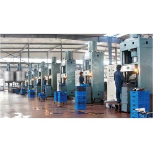 High Intrinsic Coercivity Permanent Ferrite Magnet with High Flux Density