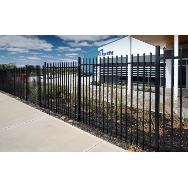 diplomat fence