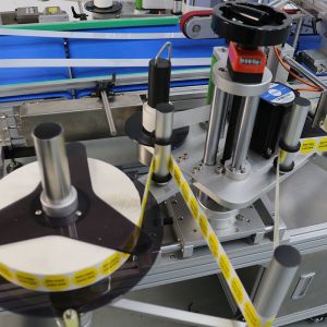 Easy to Operate Automatic Carton Box Sticker Sealing Machine for Pallet Cargo