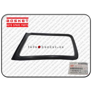 1-76738086-3 1767380863 ISUZU FRR Parts CXZ81 10PE1 Rear Quarter Weatherstrip