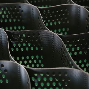 445mm Flexible Plastic HDPE Black Driveway Grid Gravel Geocell For Slope