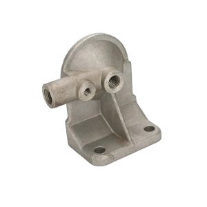 China Komatsu PC200-6 PC300-6 Excavator Fuel Filter Head 6114-71-6210 6138-71-6110 for Excavator Spare Parts on sale