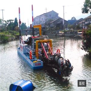 Length 30m Lake Sand Dredger machine 24 Inch Discharge Port 20m