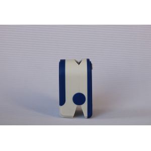 30 Bpm - 250 Bpm FDA Blue Oxygen Finger Pulse Oximeter With Lanyard