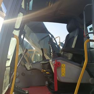 Volvo EC220 Used Hydraulic Second-hand Excavators Machine Digging Low Price