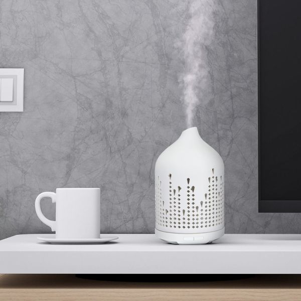 Hotel Room 25ml/H Electric Ceramic Oil Diffuser Humidifier