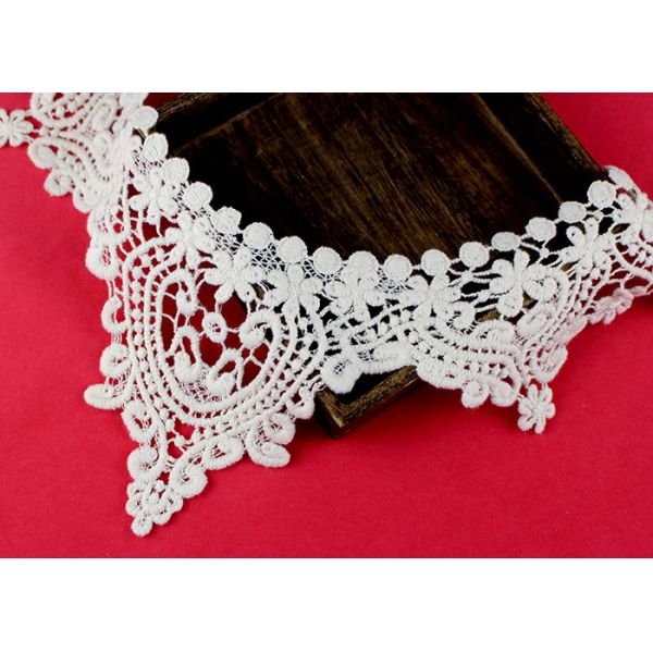 Quality Emrbroidered Cotton Collar Applique With Retro Guipure Lace Pattern Custom for sale
