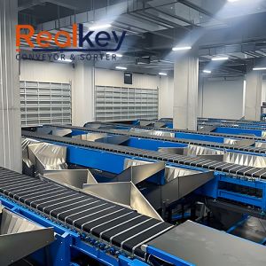 8000p/H Rubber Belt Sorter High Durability For Supermarket Distribution