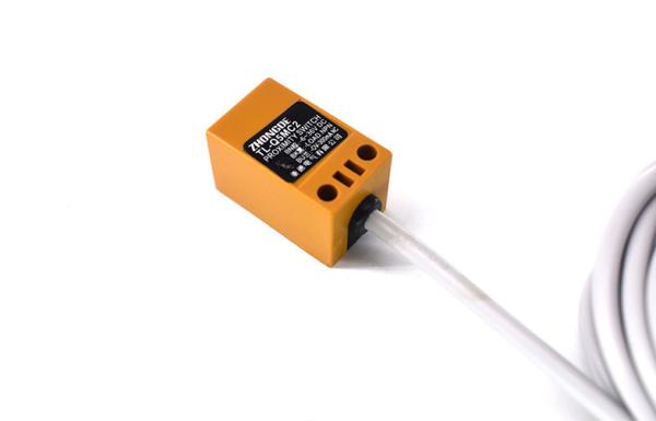 Quality Three Wire Inductive Proximity Switch , Inductive Prox Sensor Non - Contact for sale