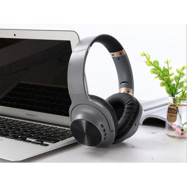 S42 5.0 Wireless Bluetooth Headphones Folding TF Card FM Handsfree Stereo Headsets Factory Price