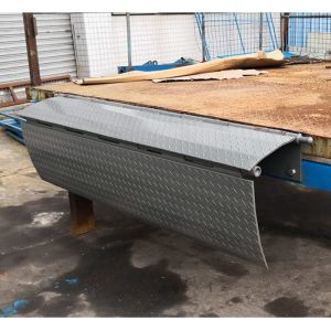Edge Manual Operate Mechanical Dock Leveler Warehouse Loading Equipment