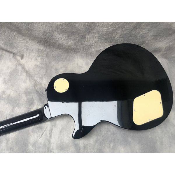 2019 High quality white electric guitar,Mahogany body With Flamed Maple Top,Chrome Hardware,free shipping