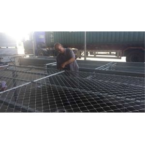 chain link temporary construction fence panels 6FT X 10F Mesh 2 3/8 " x 2 3/8" (