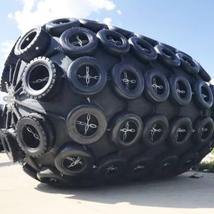 80kPa Yokohama Pneumatic Rubber Fender 2.0*3.5M Floating For Ship To Ship