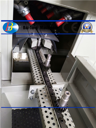 High Capacity Abrasive Blast Systems , Mobile Sandblasting Unit Industrial Chain Gear Transmission