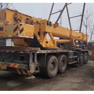 China Xg 50ton Truck Crane Site Construction Equipment with Five-Arm Crane Jib and in Yellow on sale